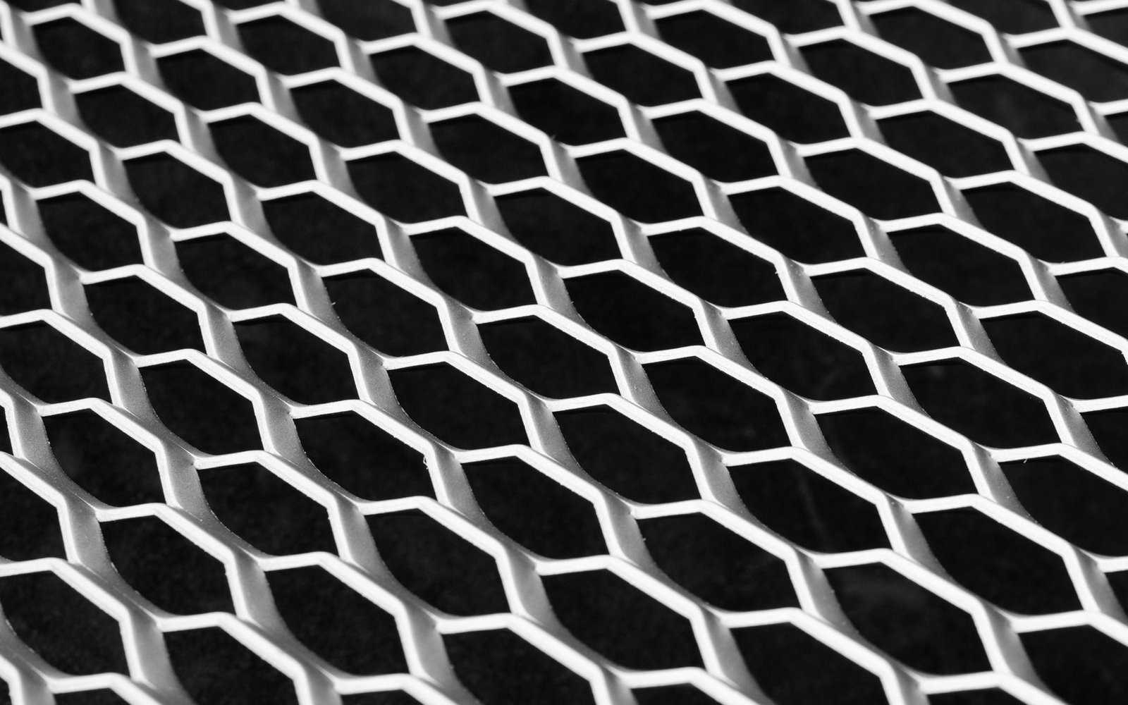 Expanded metal mesh showing the raised diamond lattice